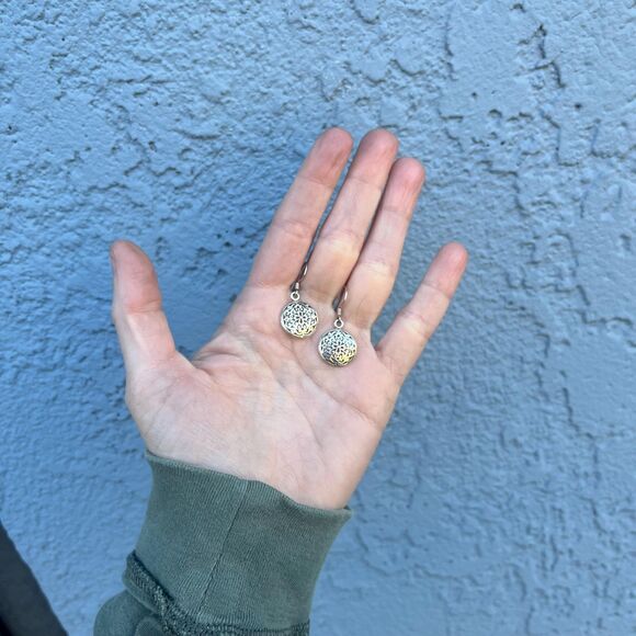 Filigree Mandala dangle Earrings Sterling silver scroll - Picture 5 of 5